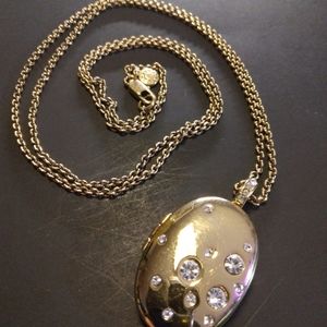 Gold locket